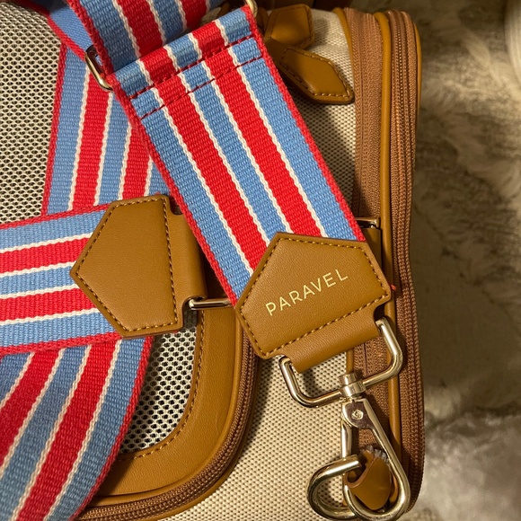 Paravel Cabana Pet Carrier - Picture 3 of 5